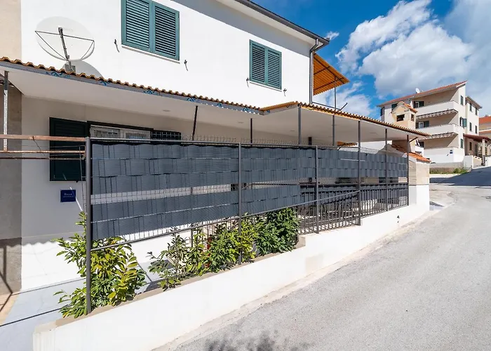 Apartment Radic-Perfect Location For Summer Activities
