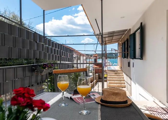 Apartment Radic-Perfect Location For Summer Activities